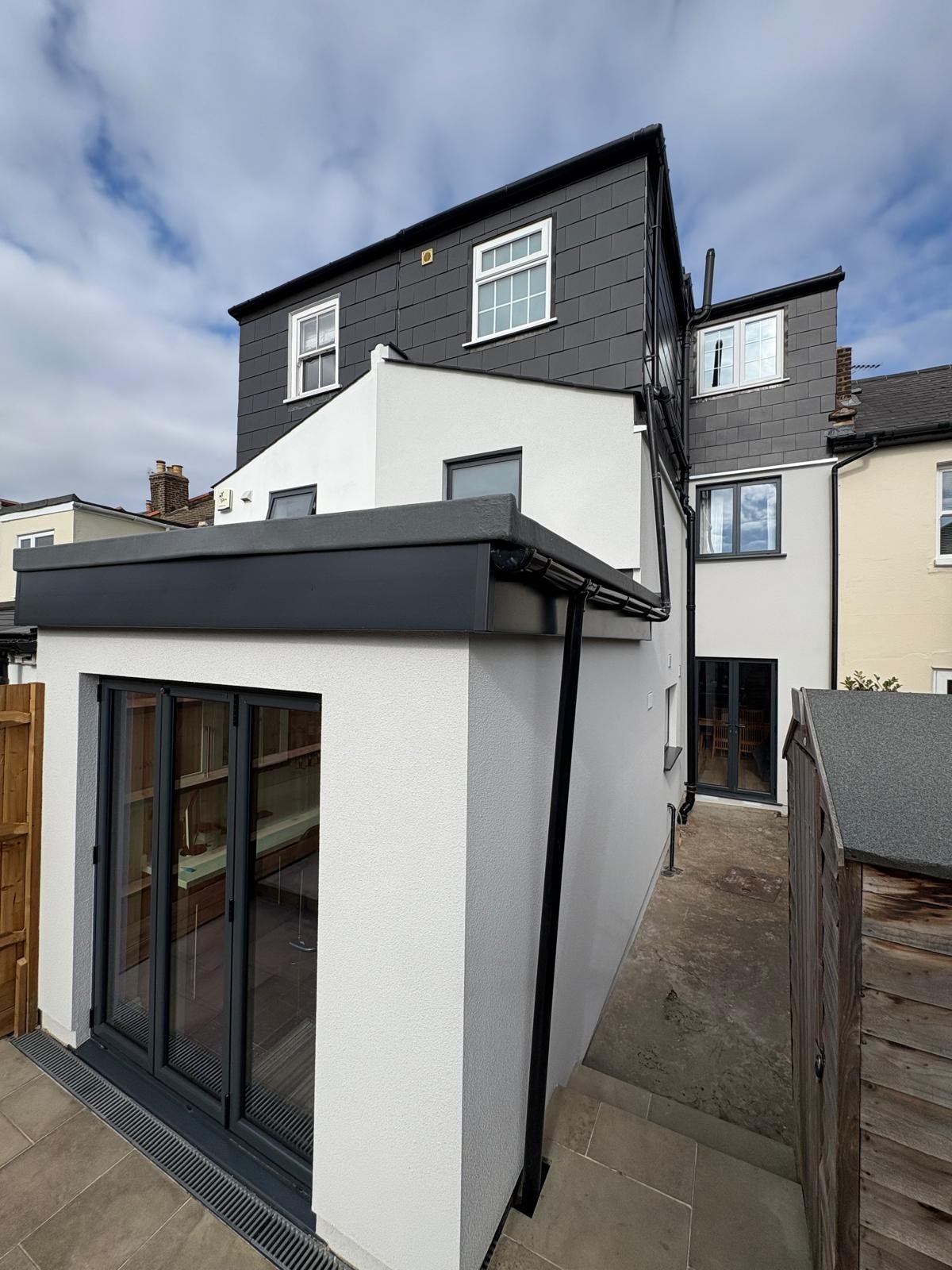 External EPS insulation work